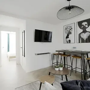 Appartamento Enchanting Parisian, Parigi