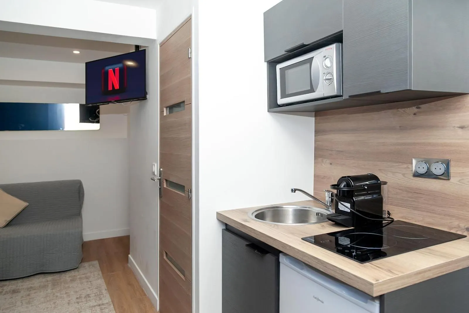 Nets Inn Apartment - Gare De Lyon Parigi 0*,  Francia