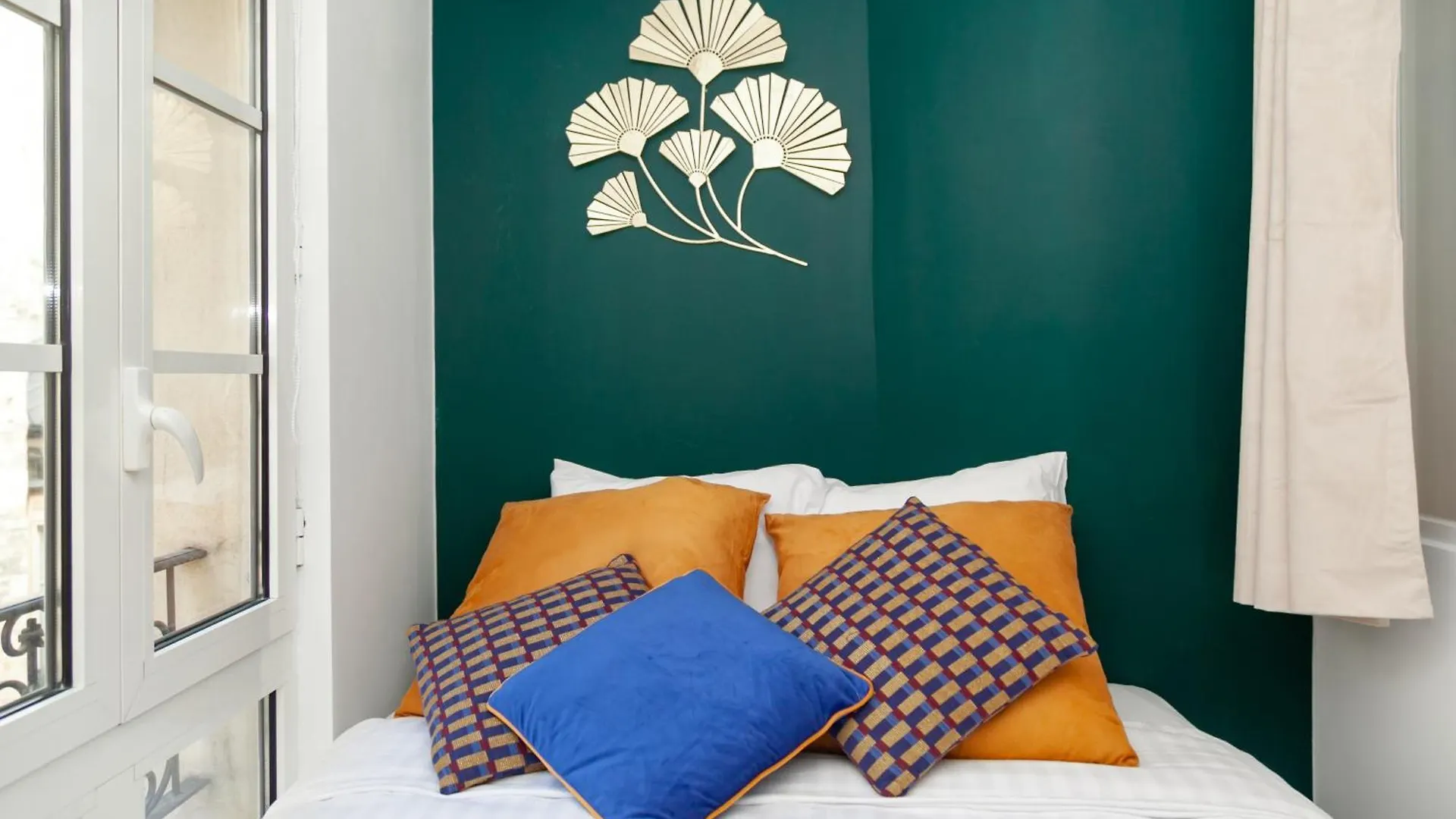 Nets Inn Apartment - Gare De Lyon París 0*,